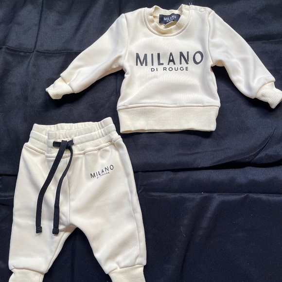 Milano Lux Baby Signature Sweatsuit - Picture 1 of 3
